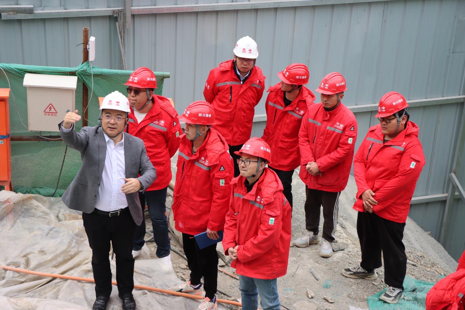 3-1  �򵼰��ӵ���.JPG